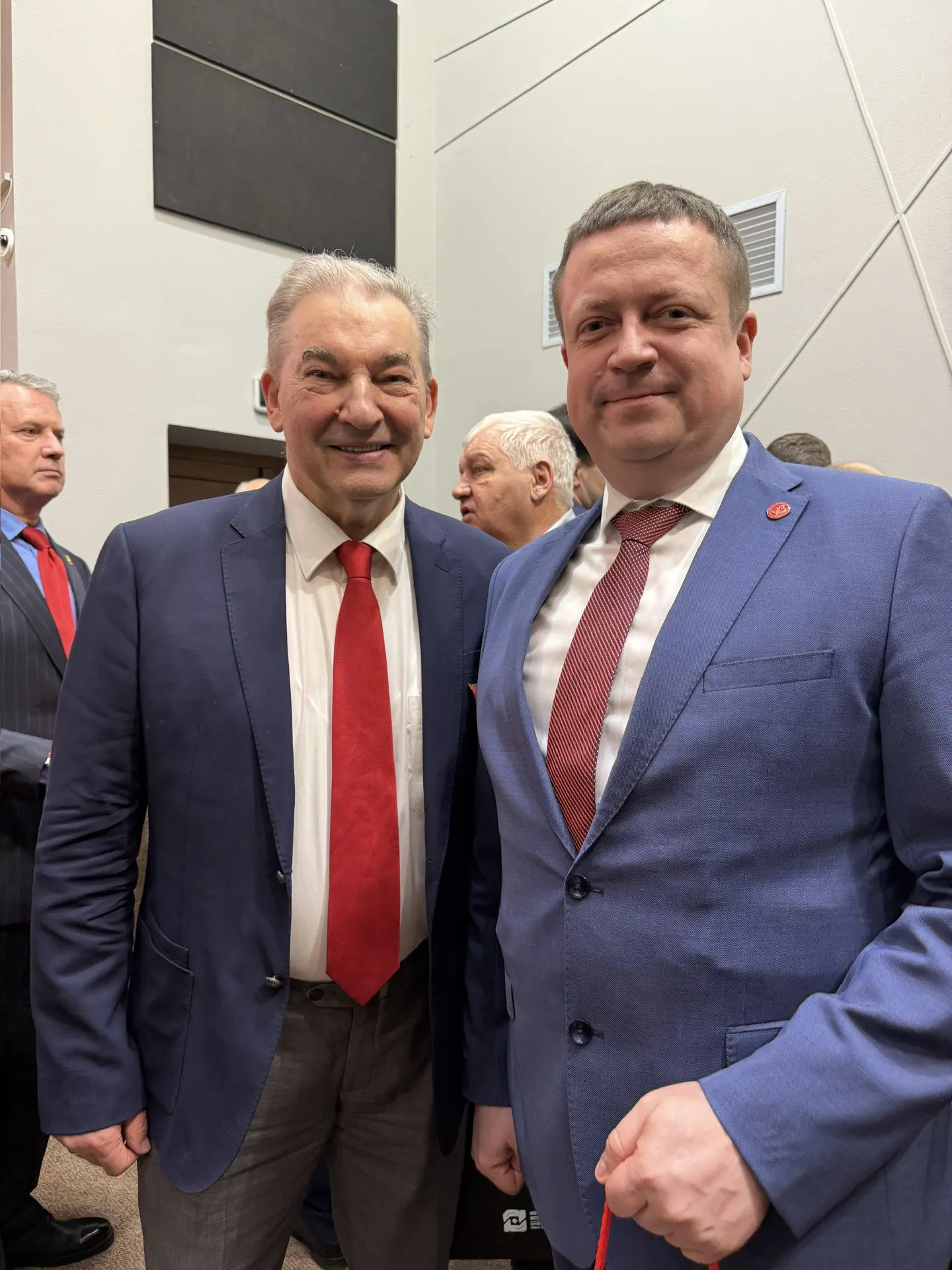 Дмитрий Мирошниченко и Владислав Третьяк